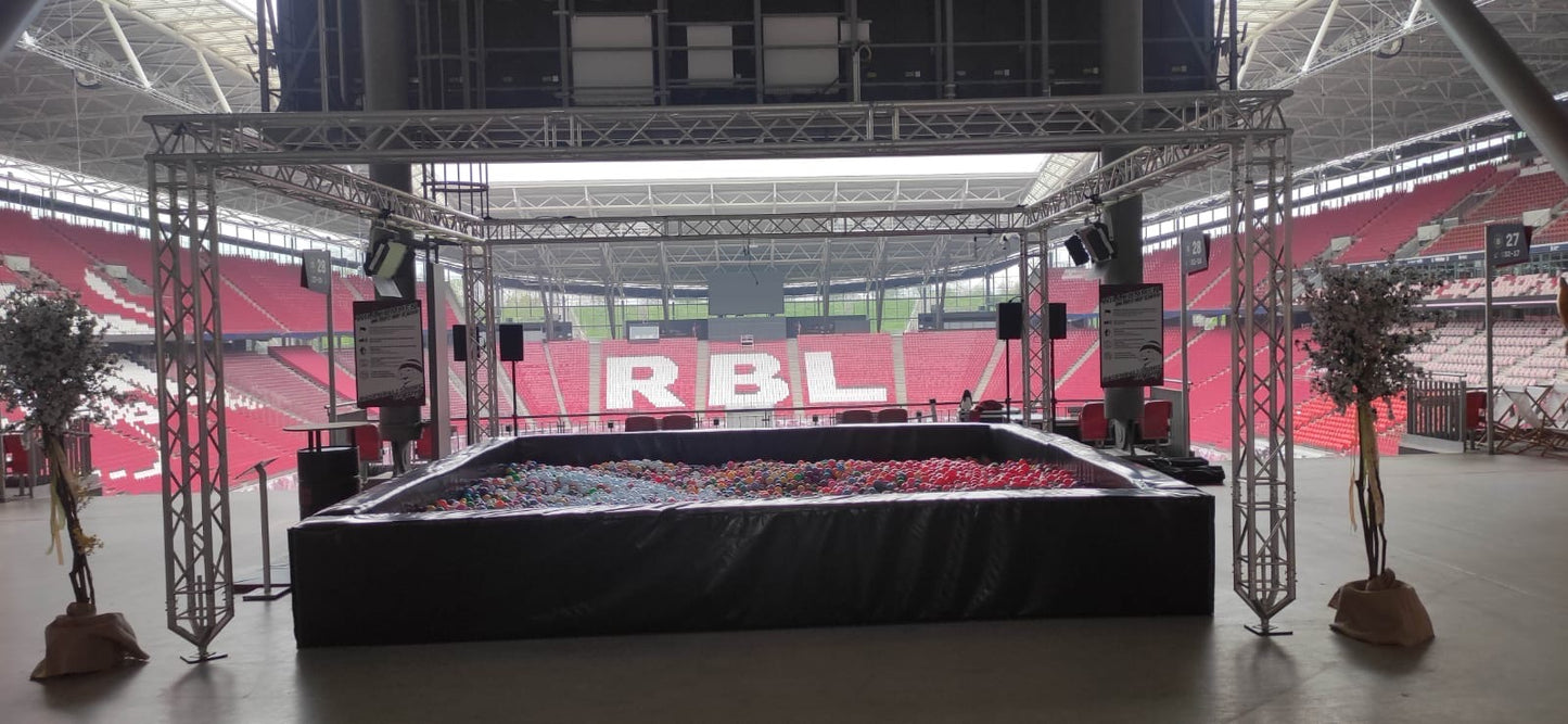 Bällebad 3 m x 3 m x 0,80 m in Schwarz