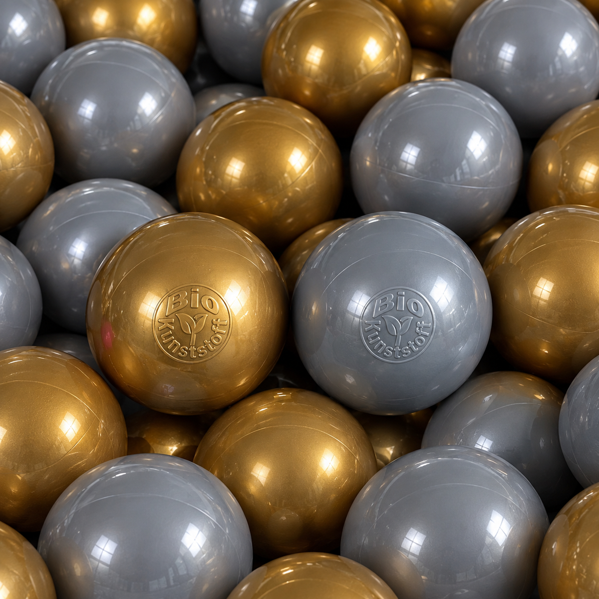 Bio Bällebad Bälle 8 cm Mix Gold | Grau - nachhaltige Spielbälle für Kinder | TÜV geprüft, schadstofffrei & sicher | Kugeln aus Zuckerrohr